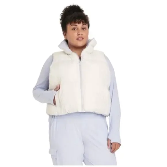 NWT All In Motion Puffer Vest Women's Plus Size 1X Reversible White Light Blue - Picture 2 of 8